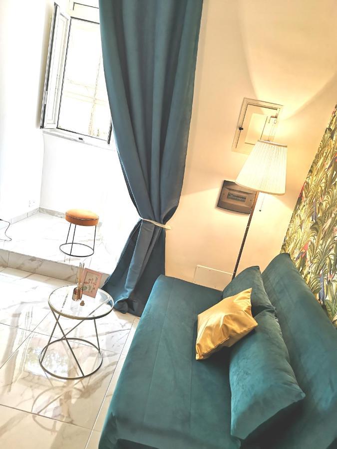 Domus Leone Tre Bed and Breakfast Napoli Eksteriør billede
